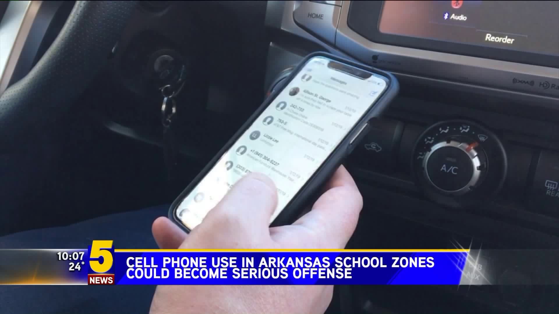 Cell Phone Use In Arkansas School Zones Could Become Serious Offense