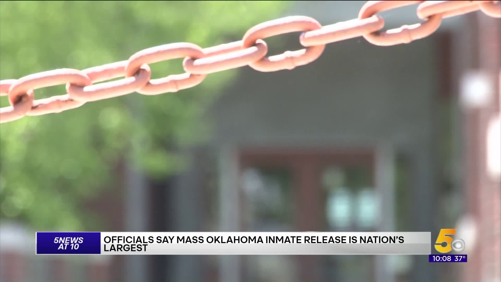 Officials: Mass Oklahoma Inmate Release Is Nation`s Largest