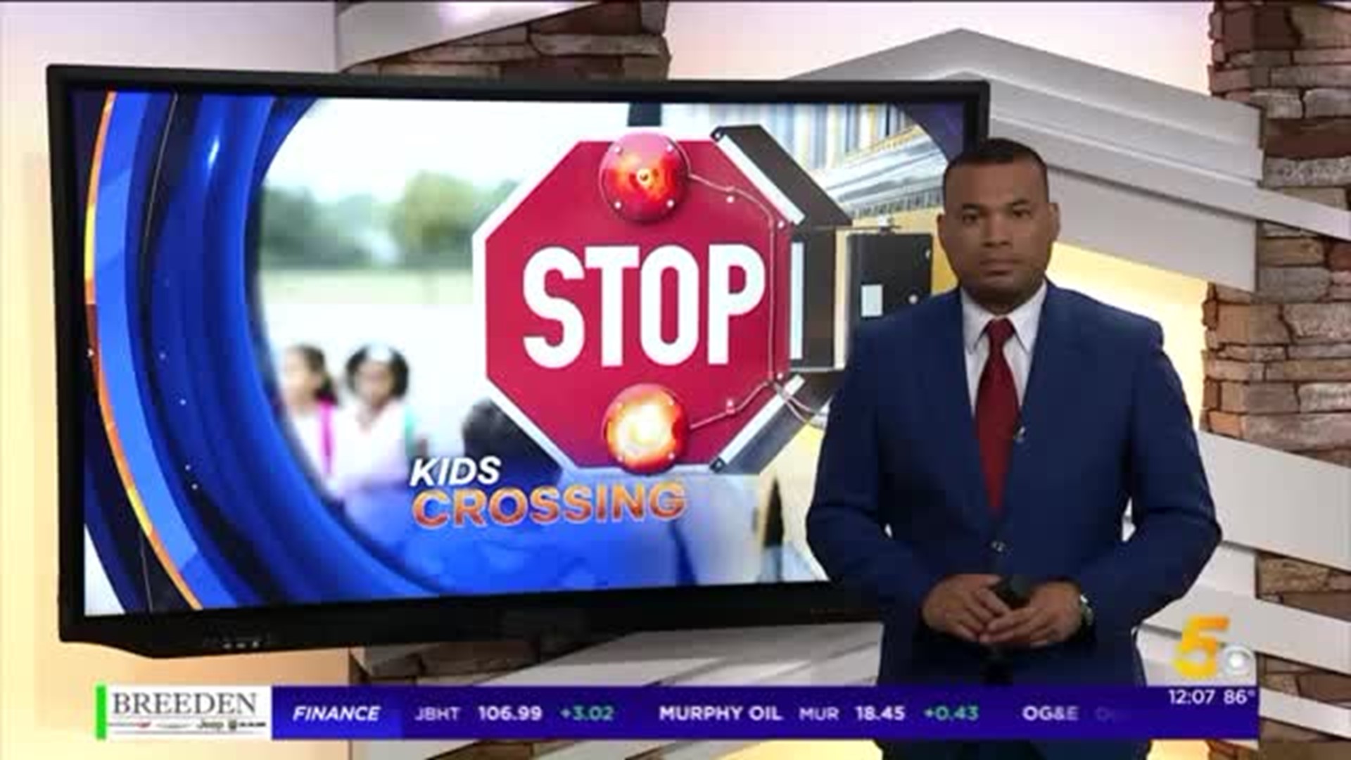 Muldrow Drivers Blowing Through Crosswalks, Putting Kids in Danger