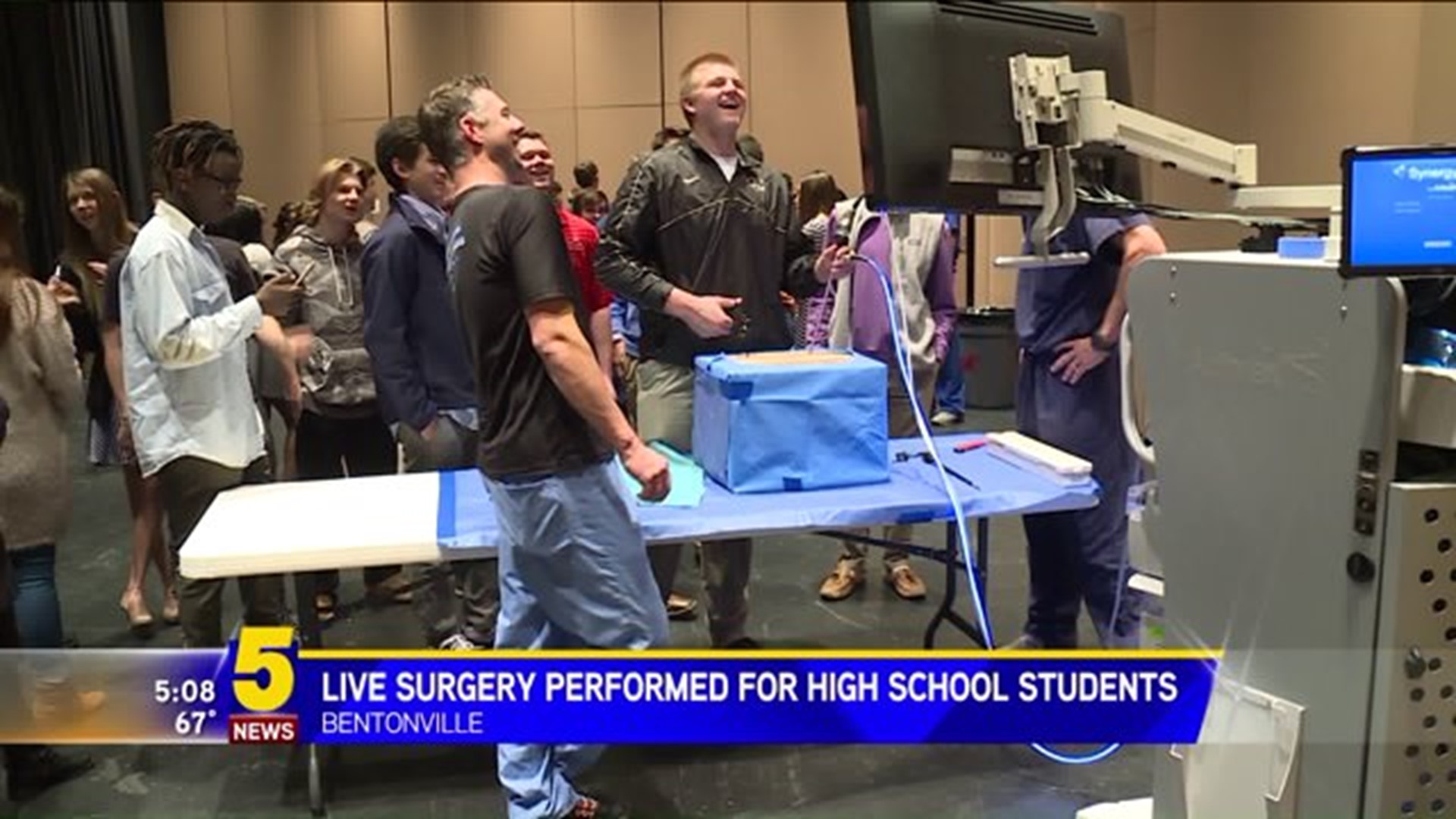 Live Surgery Performed For High School Students