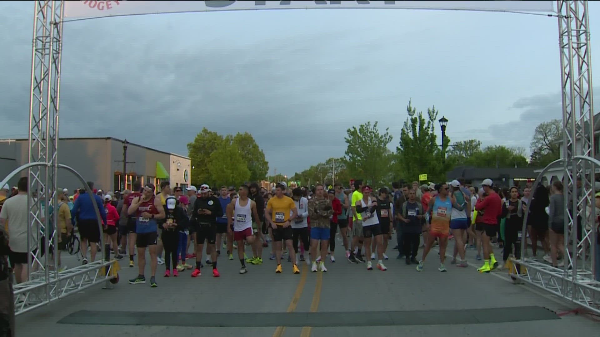 IT WAS A BEAUTIFUL MORNING FOR LOCAL RUNNERS COMPETING IN SPRINGDALE'S ANNUAL HOGEYE MARATHON... ONE OF THE BIGGEST RACES TO TAKE PLACE EVERY YEAR IN OUR AREA.