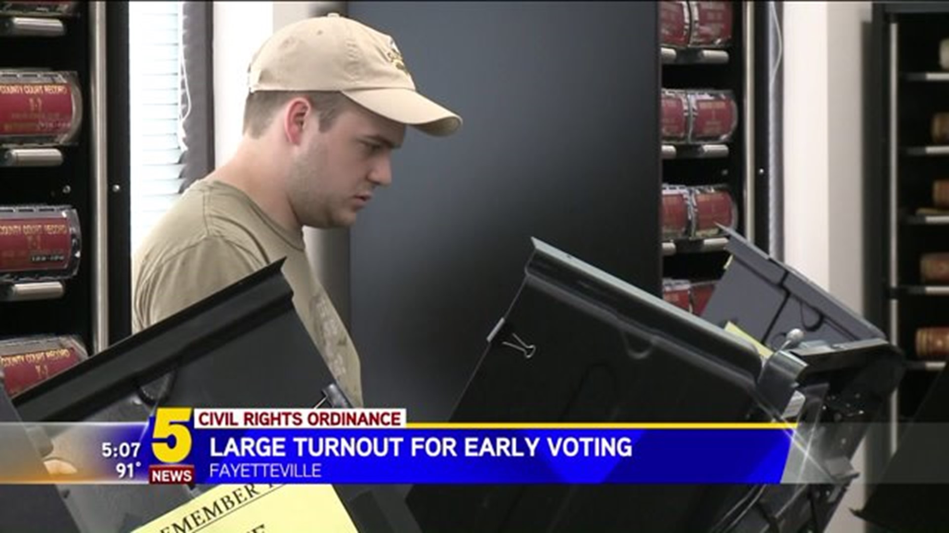 Large Turnout For Early Voting