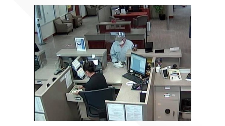 Fort Smith Police investigate bank robbery, no arrests made