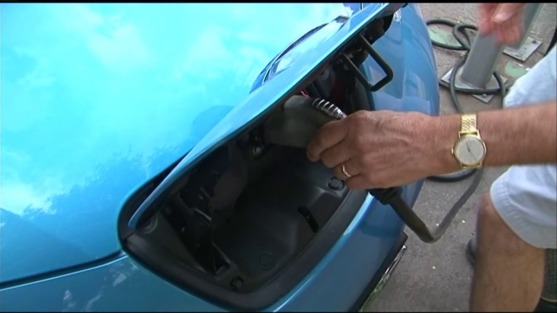 Arkansas Owners Of Hybrid Or Electric Cars To Pay Yearly Tax Fee