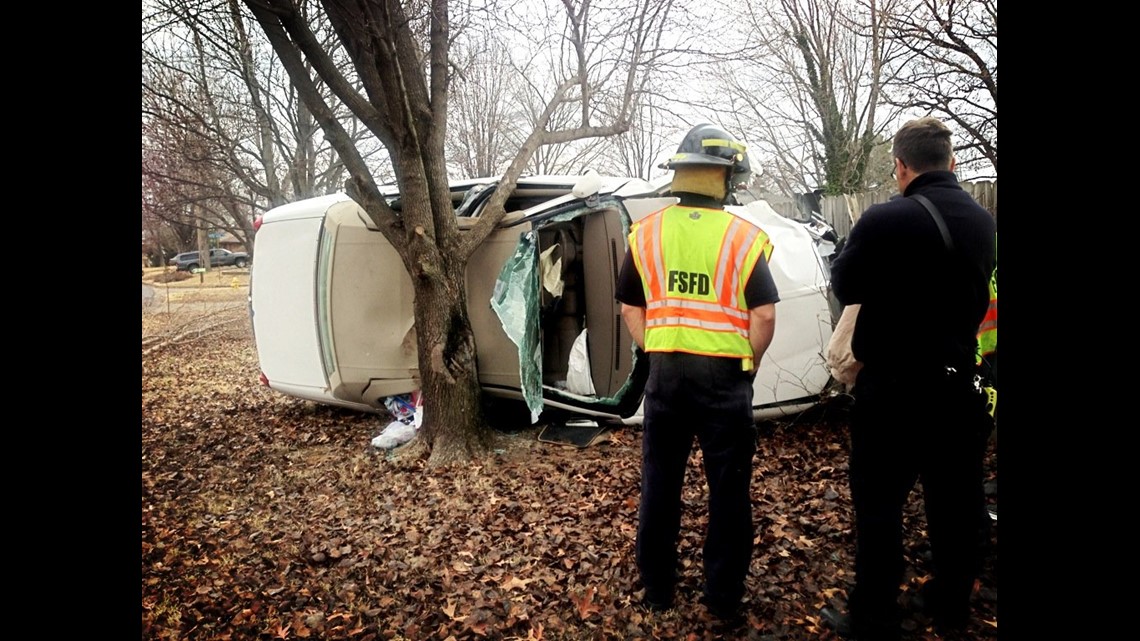 Two Hospitalized After Vehicle Hits Tree | 5newsonline.com