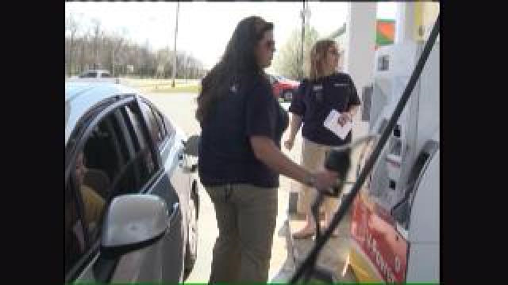 Area Bank Gives Free Gas