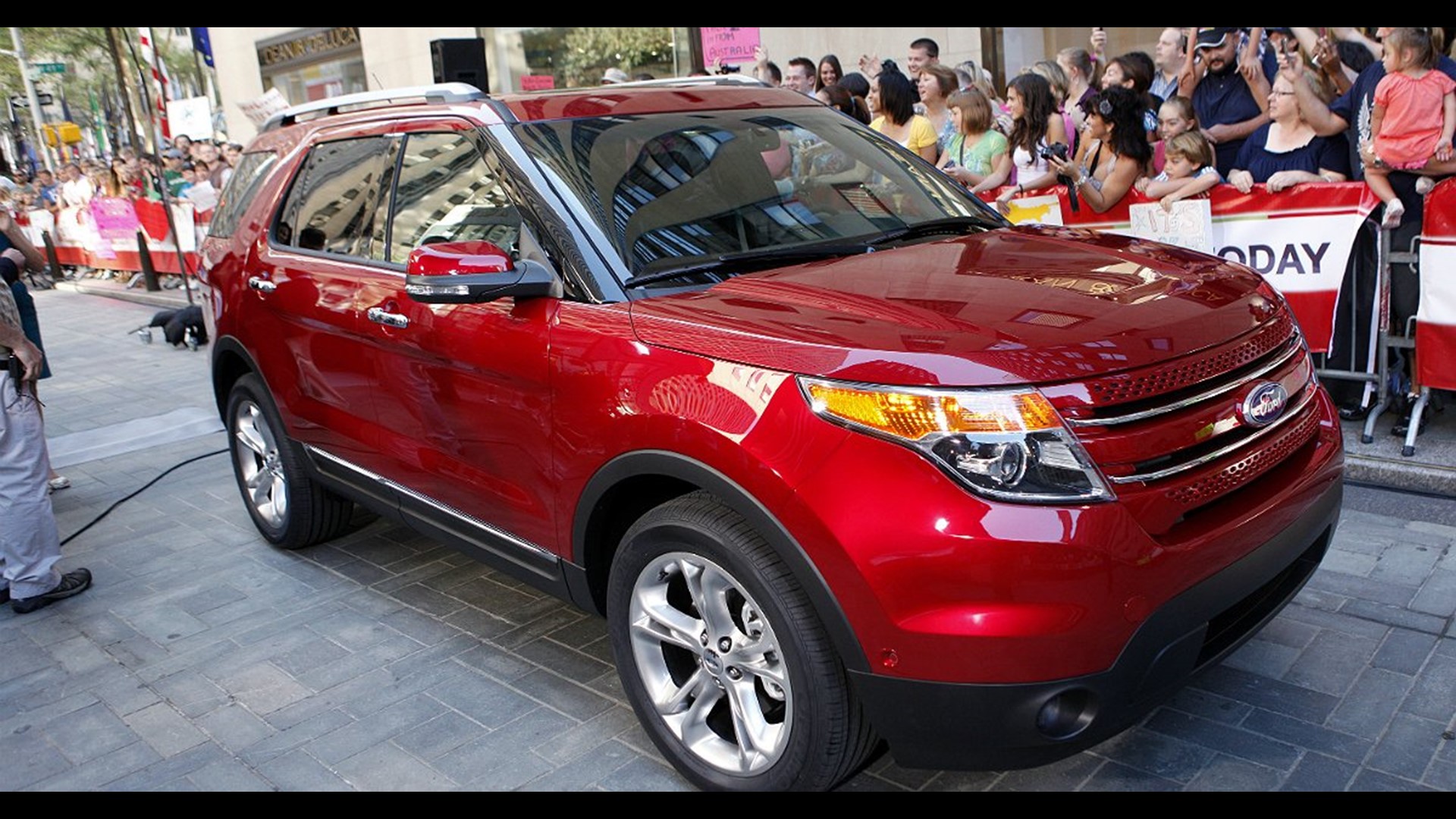 Ford Recalling 1.2 Million Explorers Over Suspension Issue ...