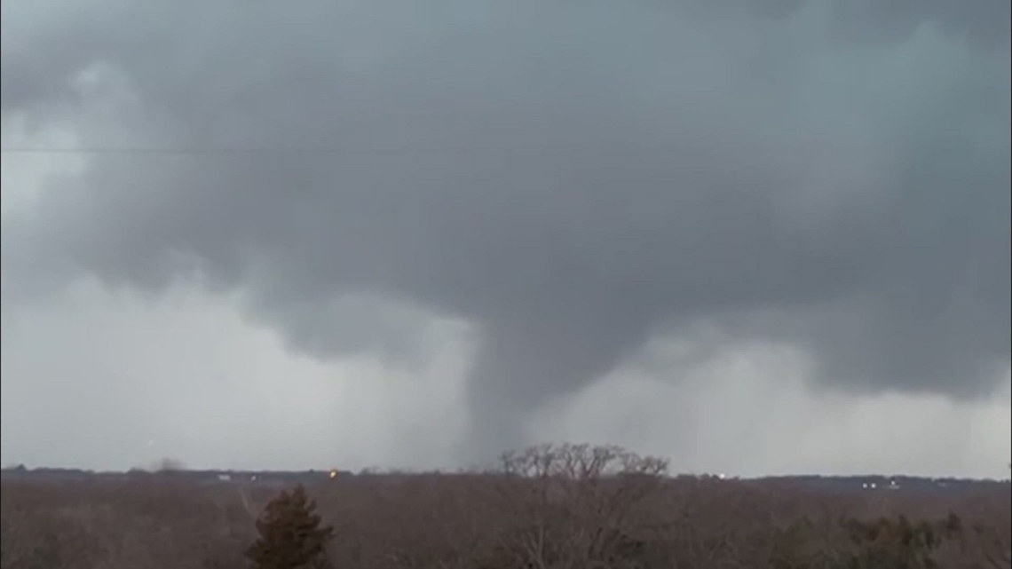Latest News | Severe storms hammer U.S. | 5newsonline.com