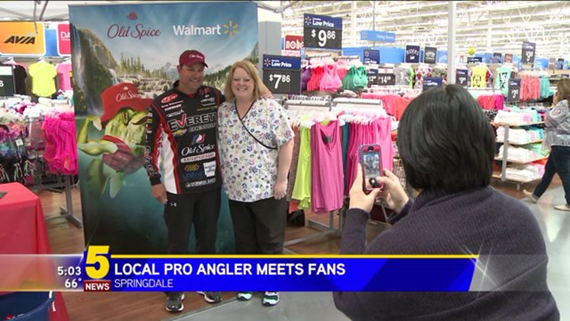 Local Pro Angler Meets Fans