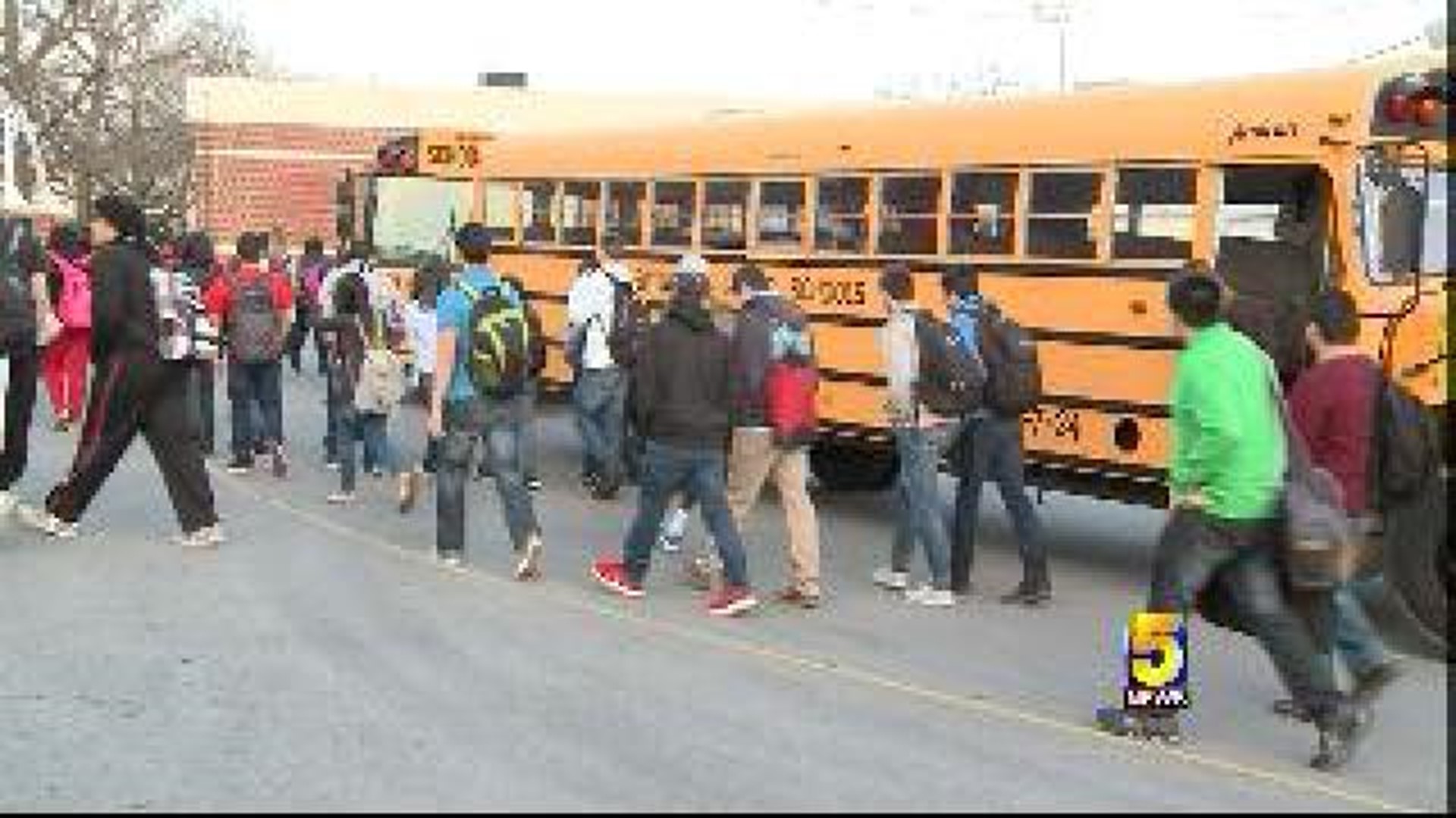 Northwest Arkansas School Districts Hold Classes Monday