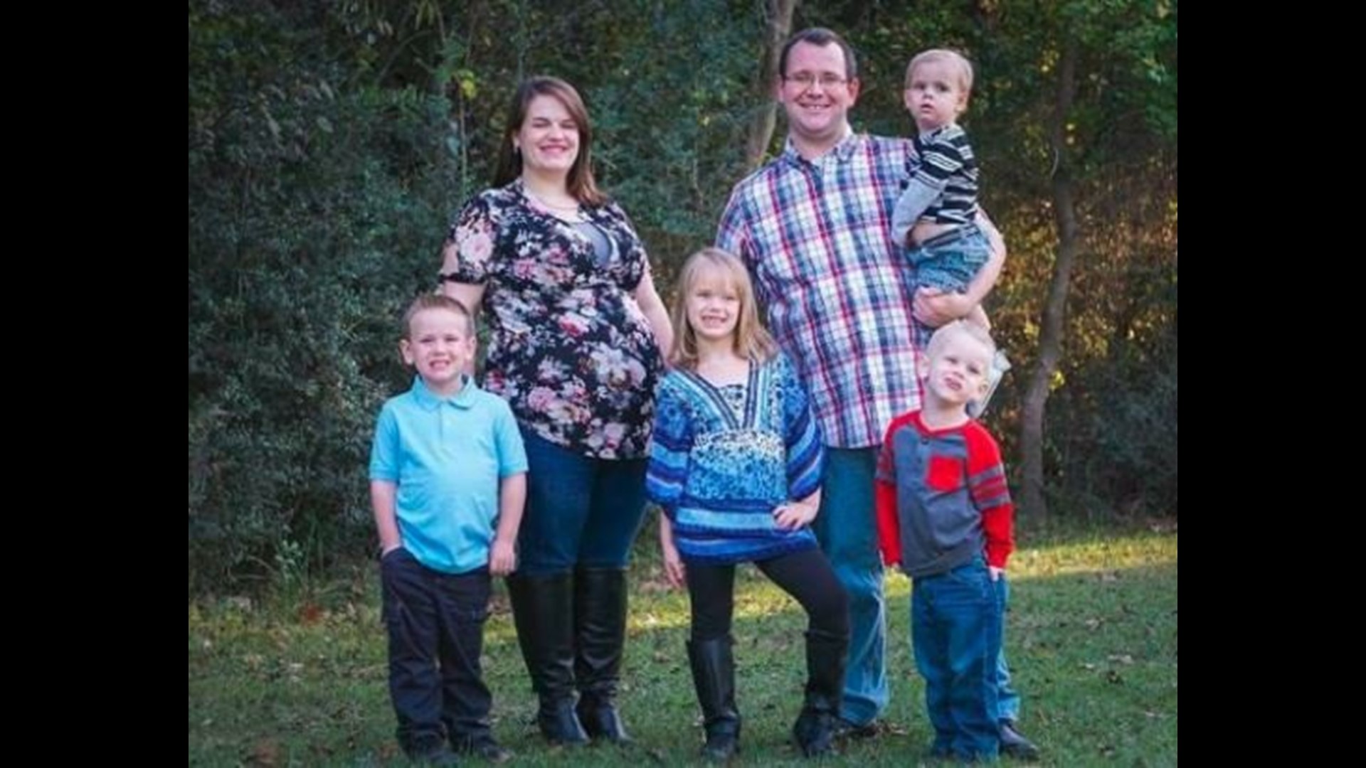 TX Young Siblings Reunite 3 Weeks After Surviving Car Crash That