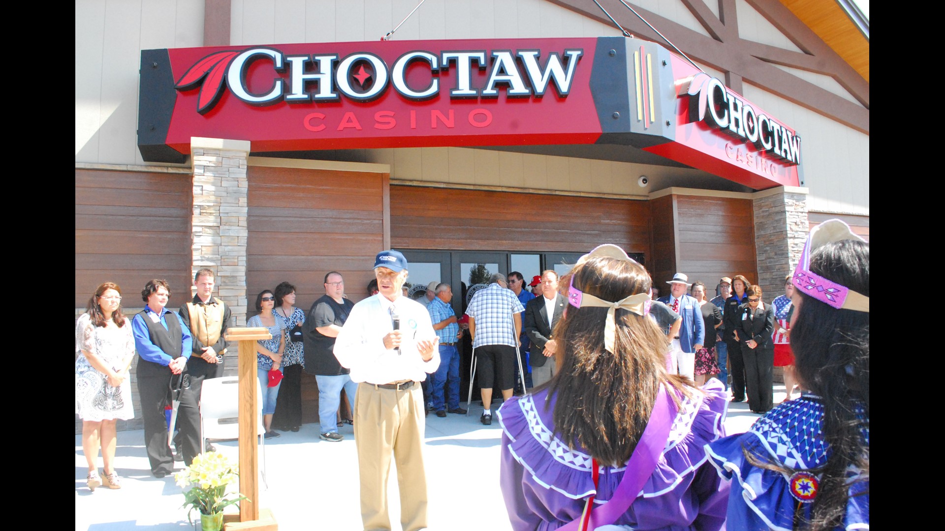 choctaw casino the district movie theather