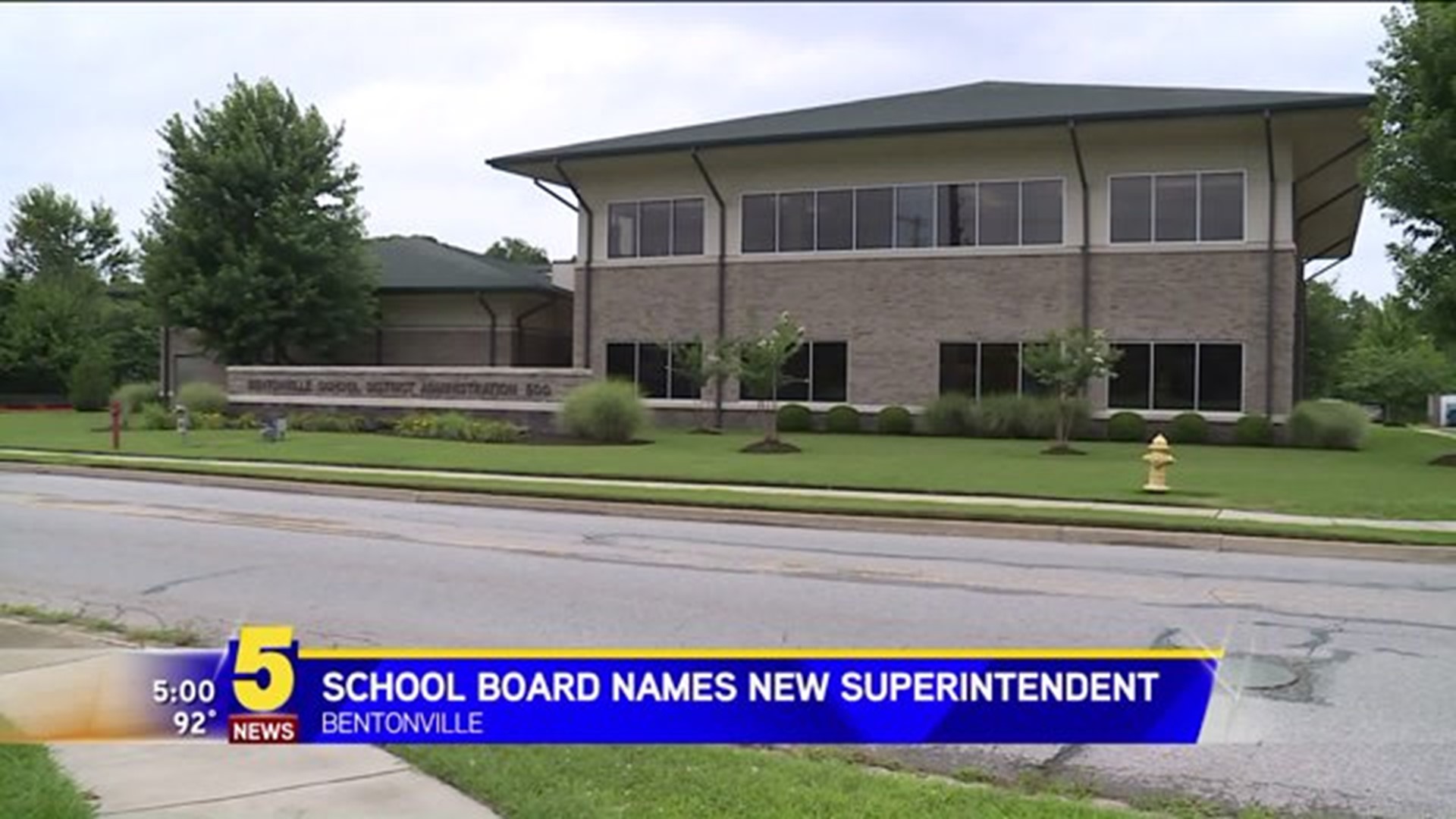 NEW BENTONVILLE SUPERINTENDENT TAKES OVER DISTRICT