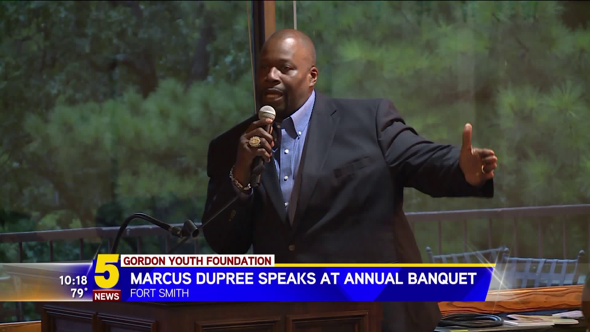 Marcus Dupree Helps Gordon Foundation Give Back