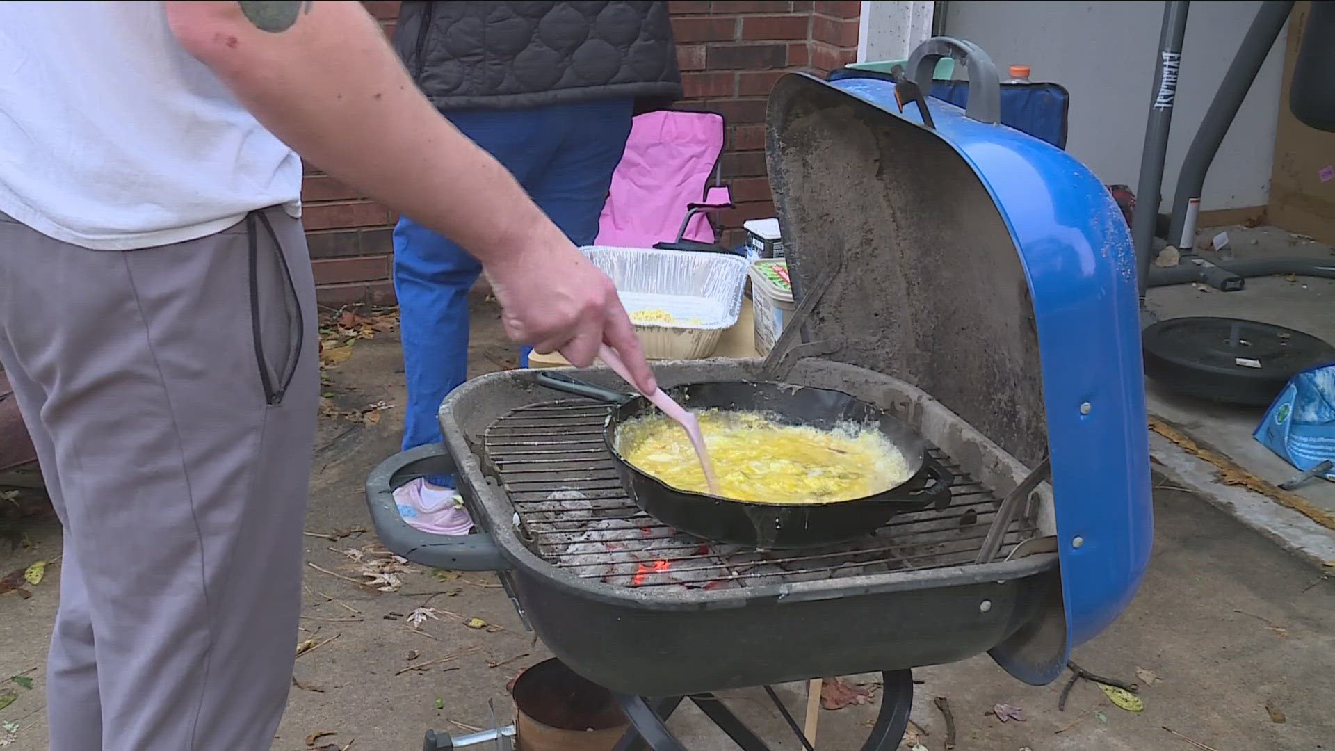 5NEWS Reporter Morgan Wrigley spent the morning talking with neighbors who are coming together during this challenging time.