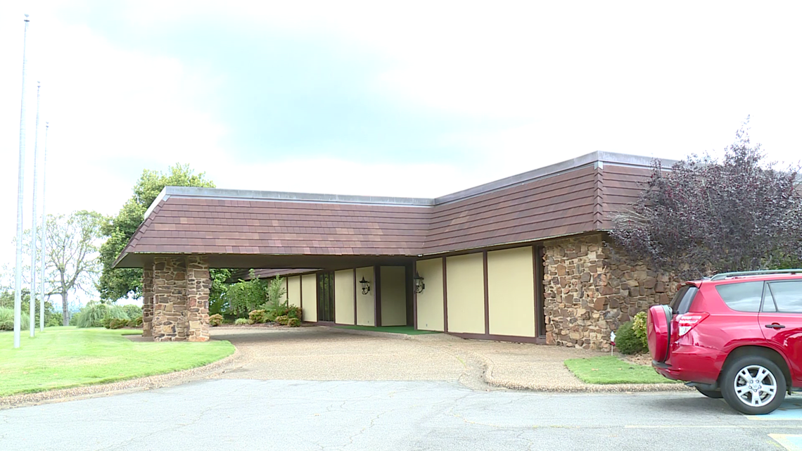 Group to make second attempt to buy Fianna Hills Country