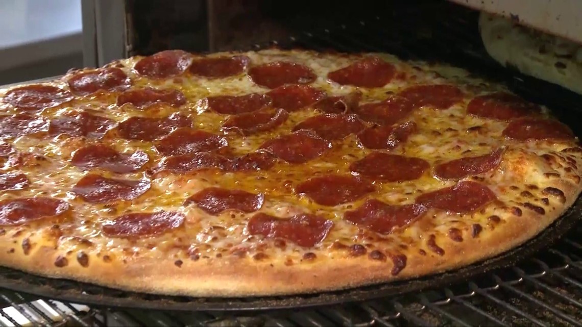 Pizza shop preparing for Super Bowl Sunday, News