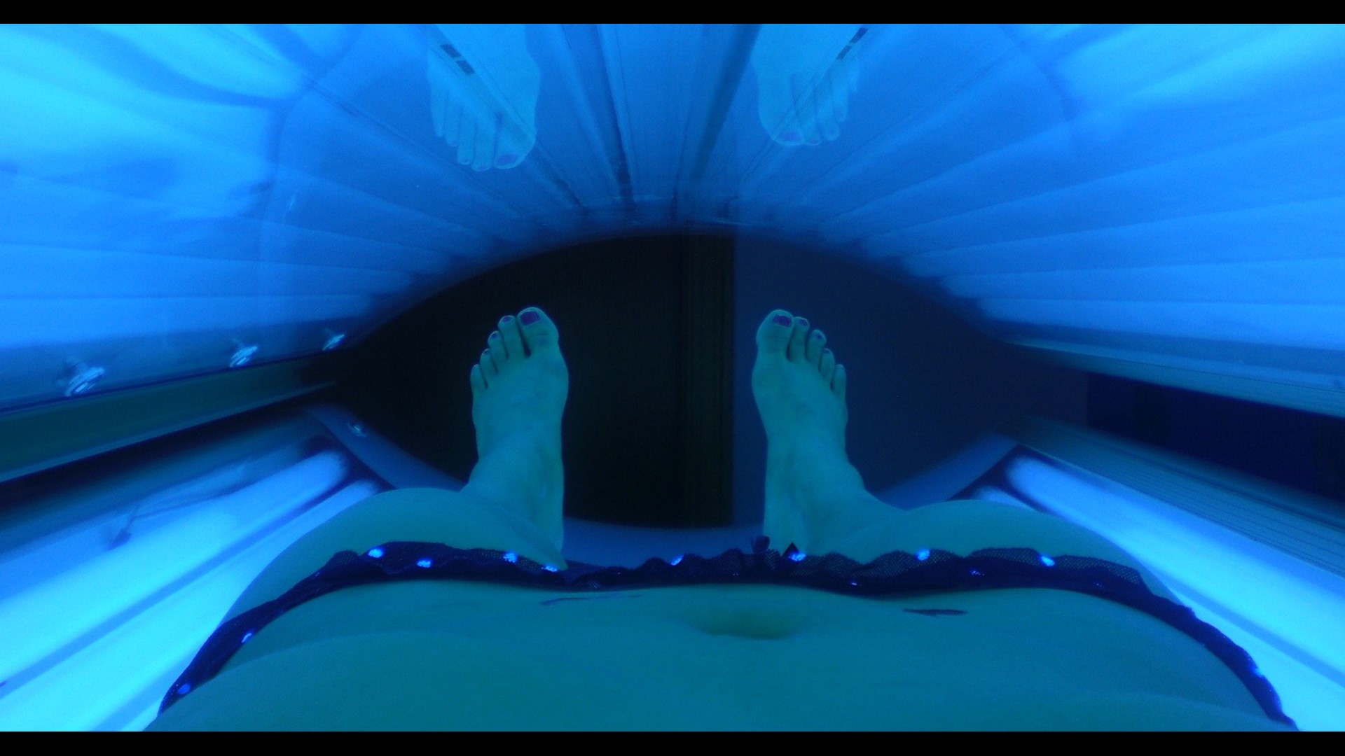 FDA Proposes Ban On Use Of Tanning Beds For Anyone Under 18