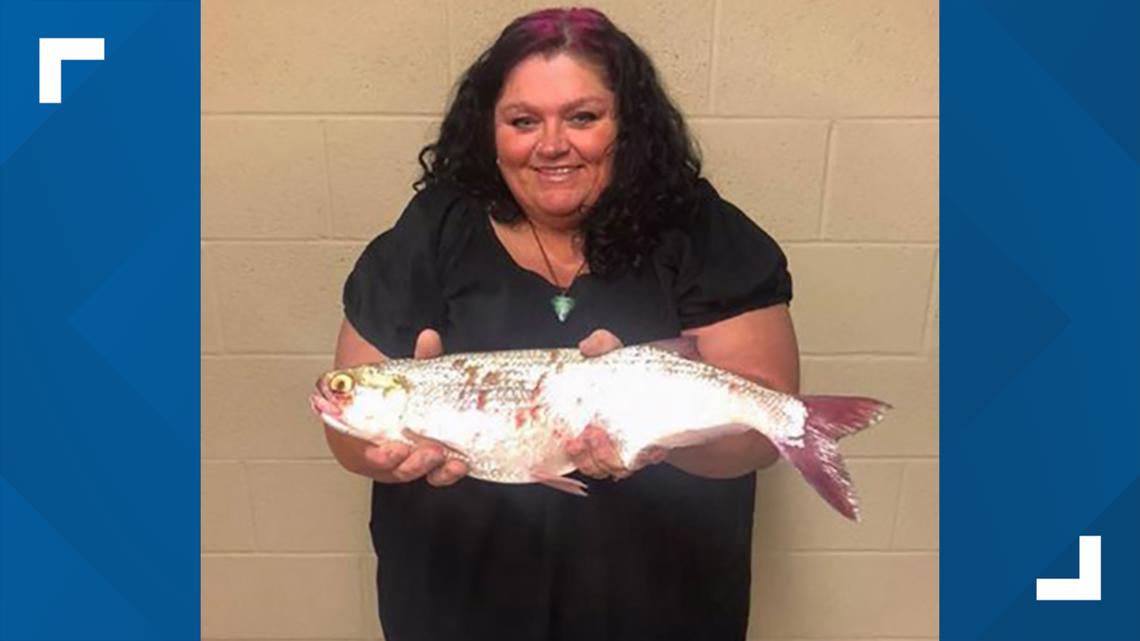 Arkansas woman catches state-record goldeye