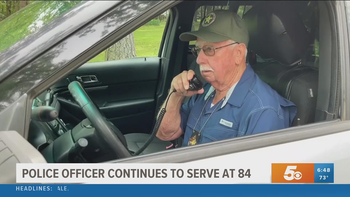 Clarksville police officer still serving his community at 84-years-old