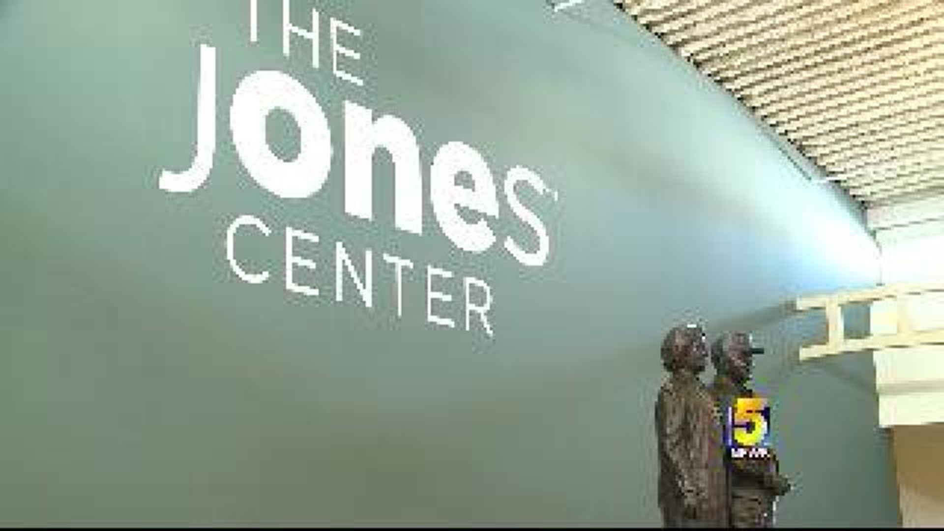 Jones Center Prepares For Spring Break Students