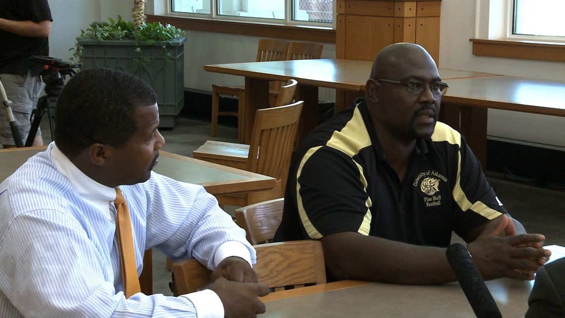 First Black Razorbacks Talk Sports History | 5newsonline.com