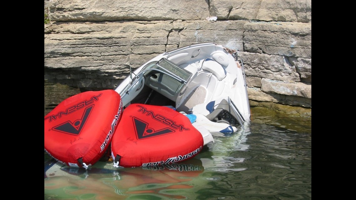 Four Taken to Hospital After Beaver Lake Boat Crash