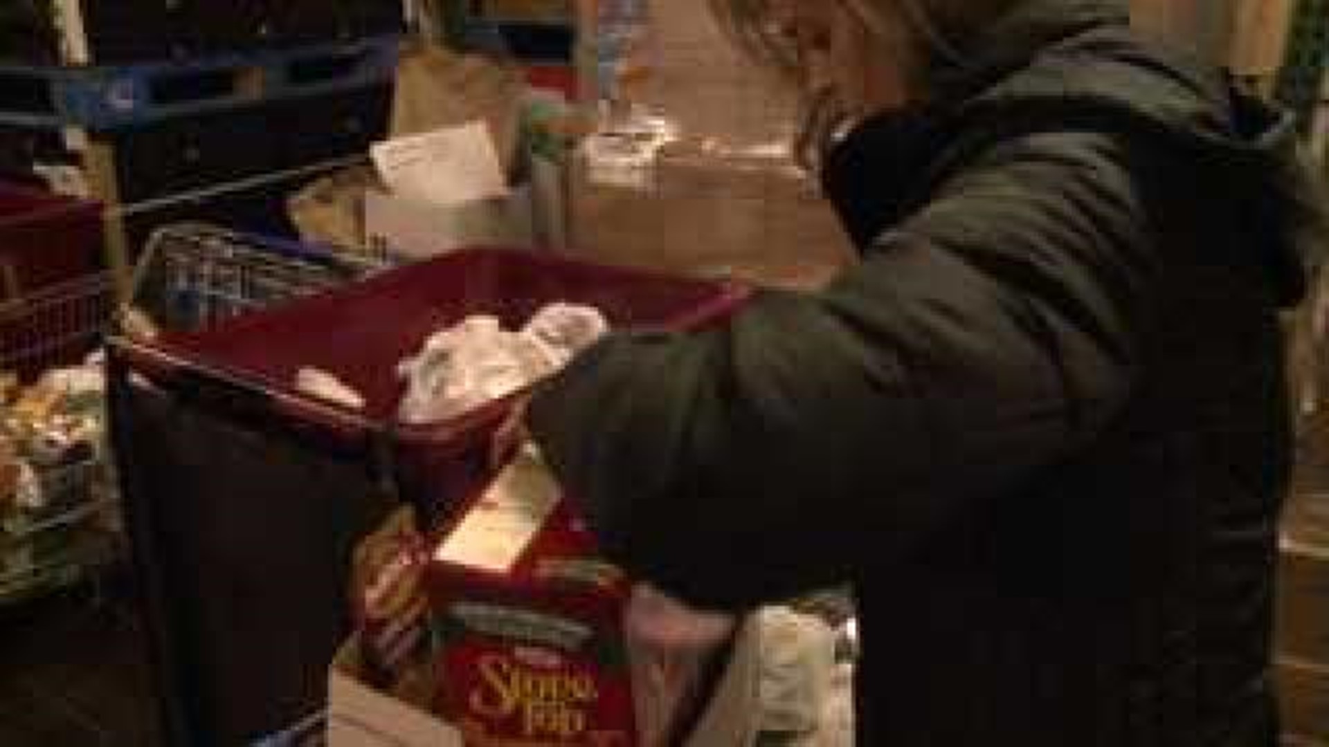 Food Bank Prepares for Thanksgiving