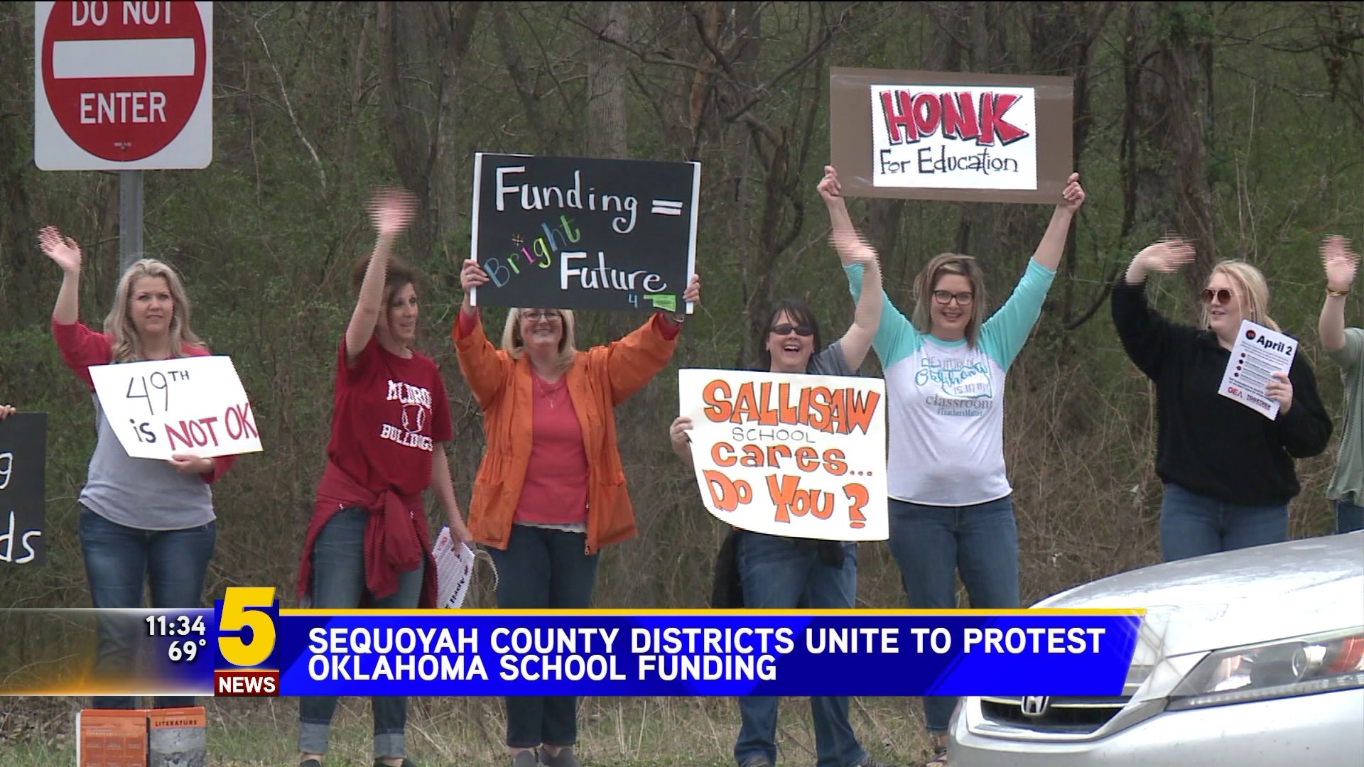 Districts Protest School Funding