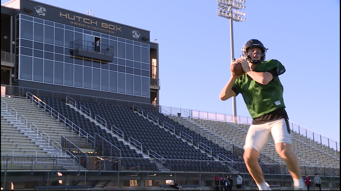 Pankau Rises To Challenge as Bentonville QB | 5newsonline.com