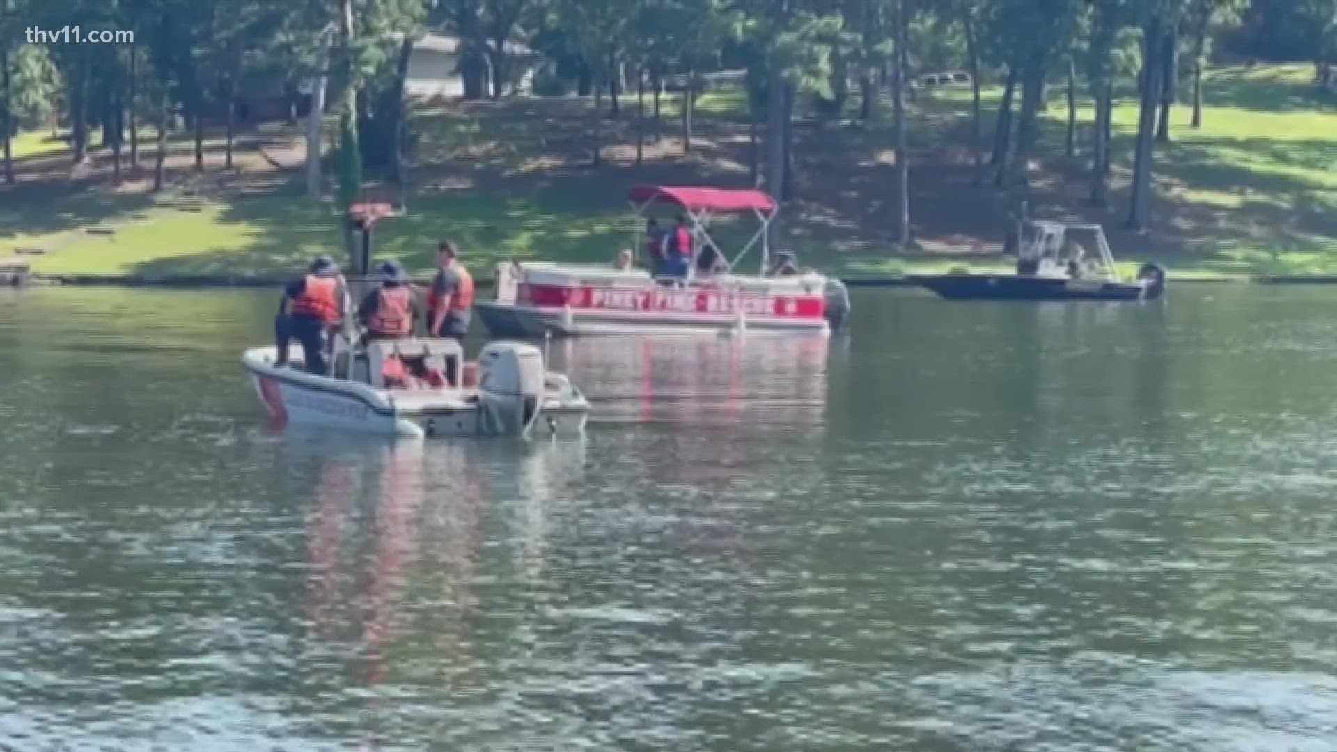 The Garland County Sheriff's Office has confirmed that a plane crashed into the water on Lake Hamilton in Hot Springs.