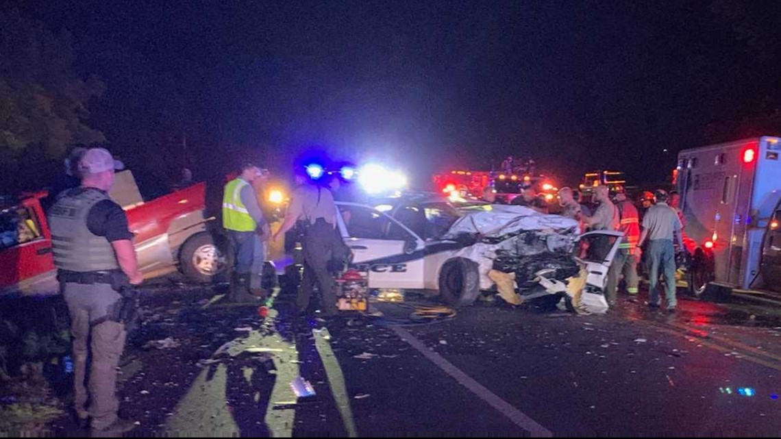 Decatur officer critically injured in headon crash