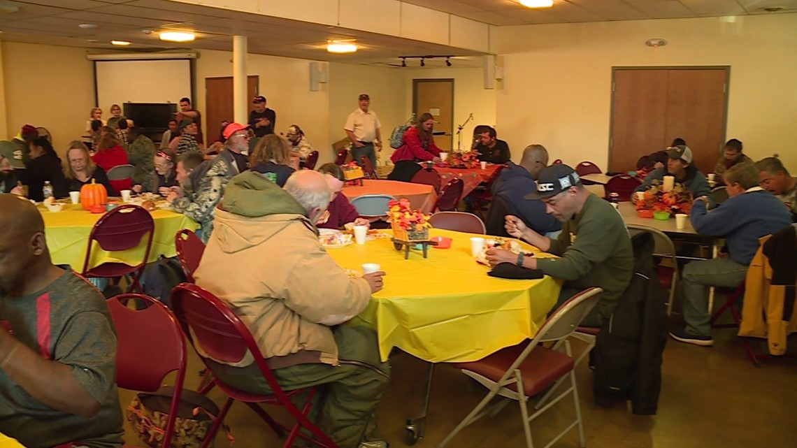 Fayetteville Salvation Army Feeds Hundreds A Thanksgiving Feast