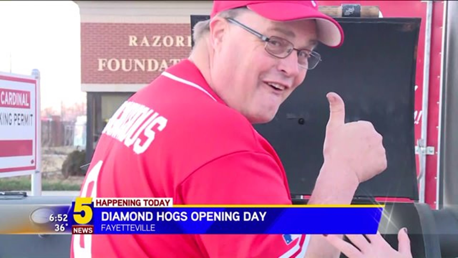 Hog Fans Ready For Baseball Opening Day
