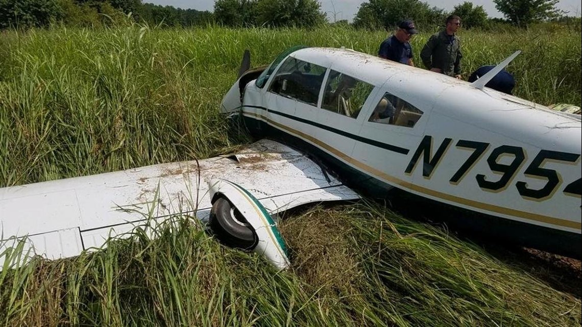 plane crash on island