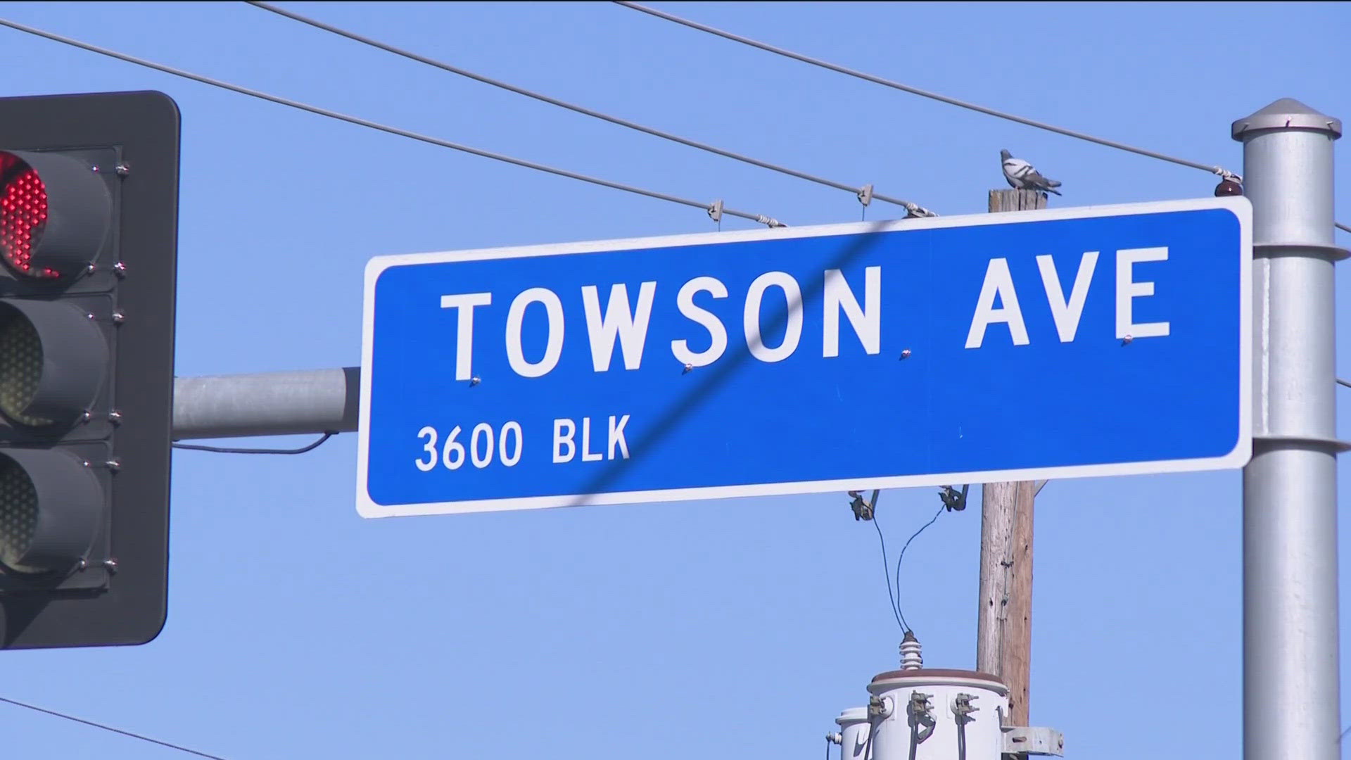 Stalled train blocks Towson Avenue  traffic in Fort Smith, police say