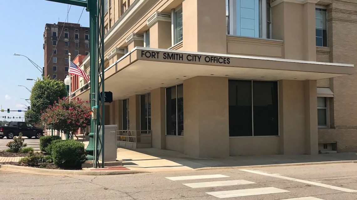 Fort Smith looking for IT and solid waste directors - Vimarsana News