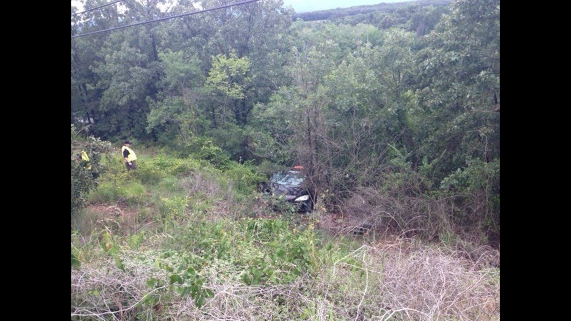 Photos: 1 Hospitalized, 1 Arrested In Police Chase Crash | 5newsonline.com