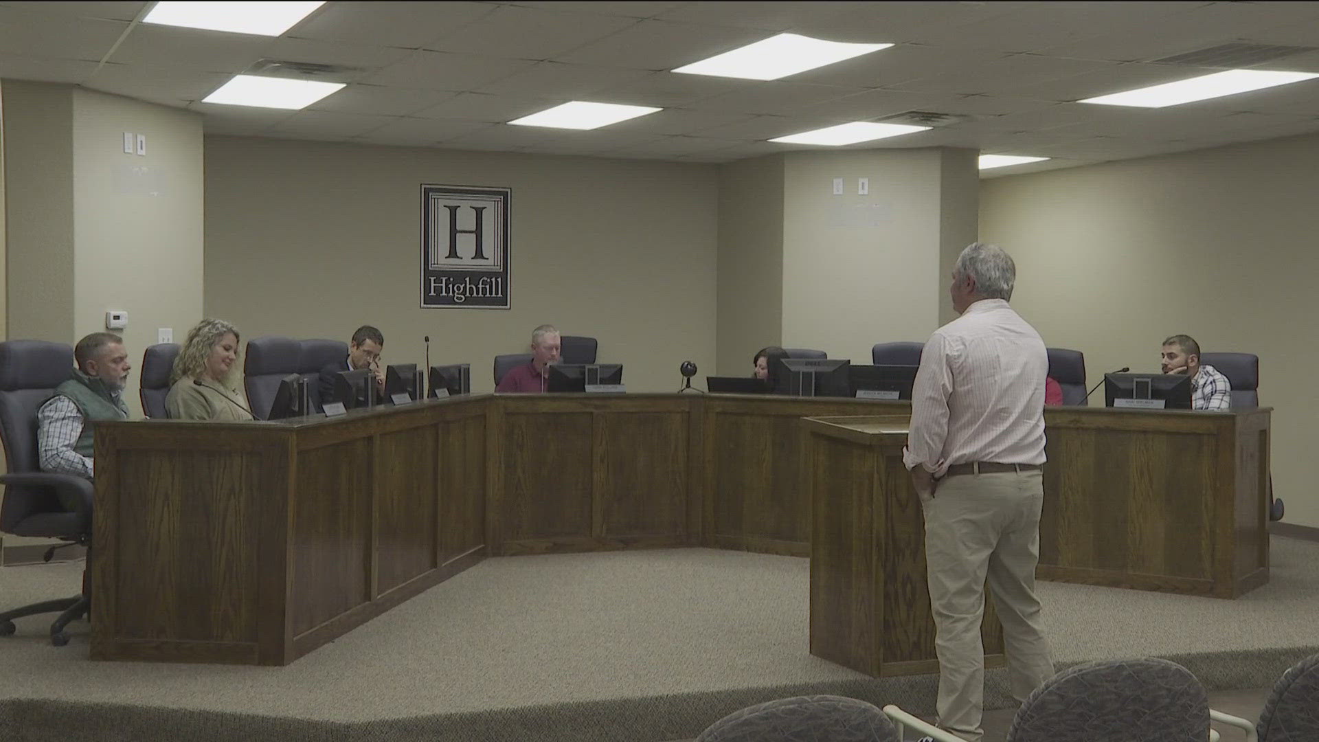 The Highfill City Council approved an agreement Wednesday night formally separating it from XNA.