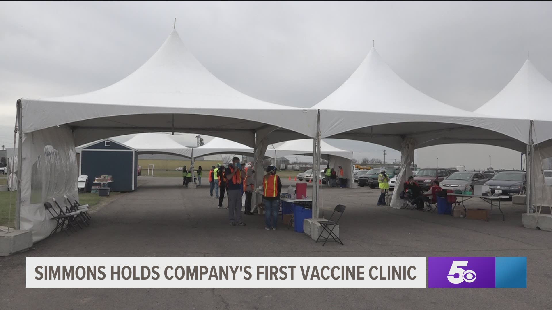 Simmons Foods holds COVID-19 vaccine clinic for workers