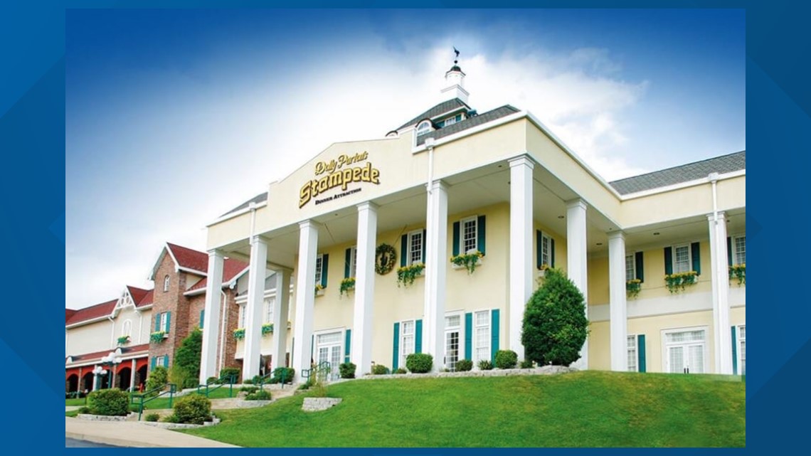 Christmas In Branson 2022 Dixie Stampede Christmas Returns To Dolly Parton's Stampede In Branson. | 5Newsonline.com