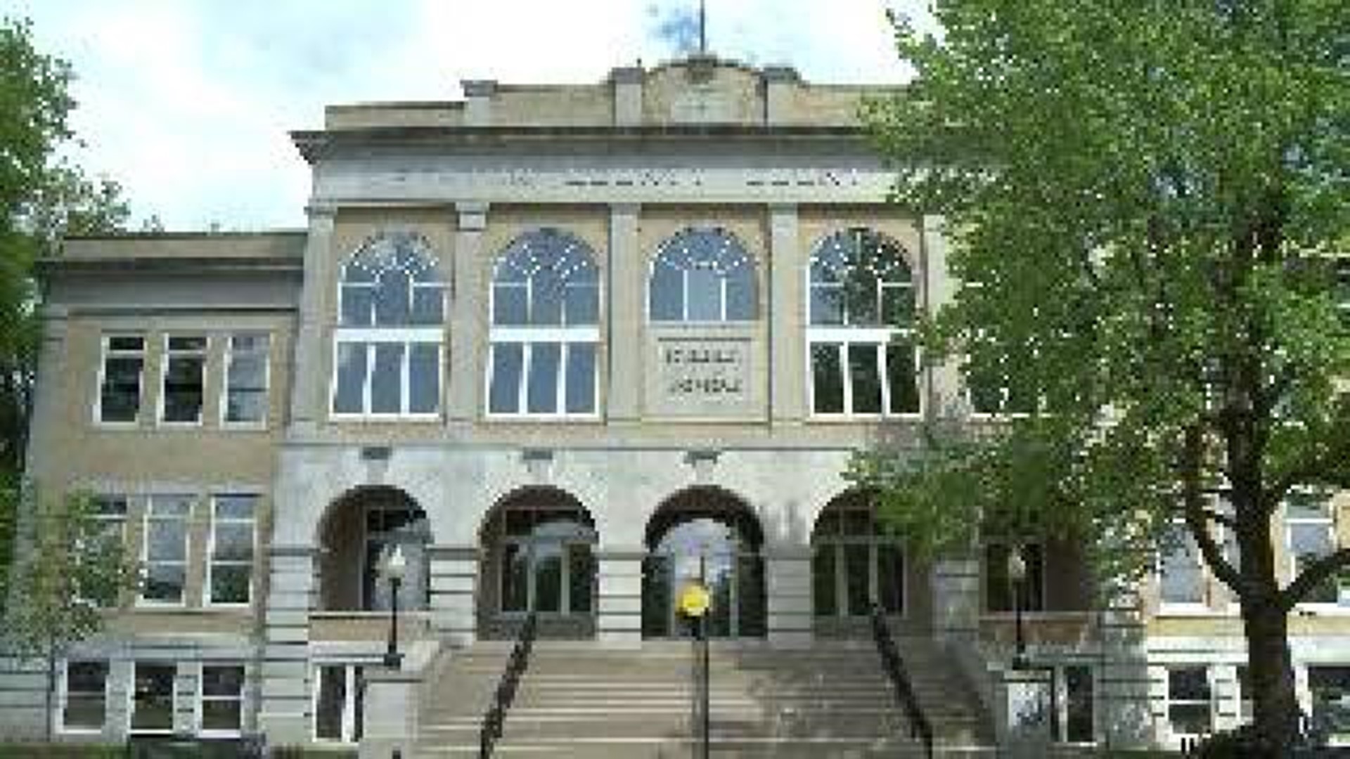 Benton County to Consider New Courthouse Location