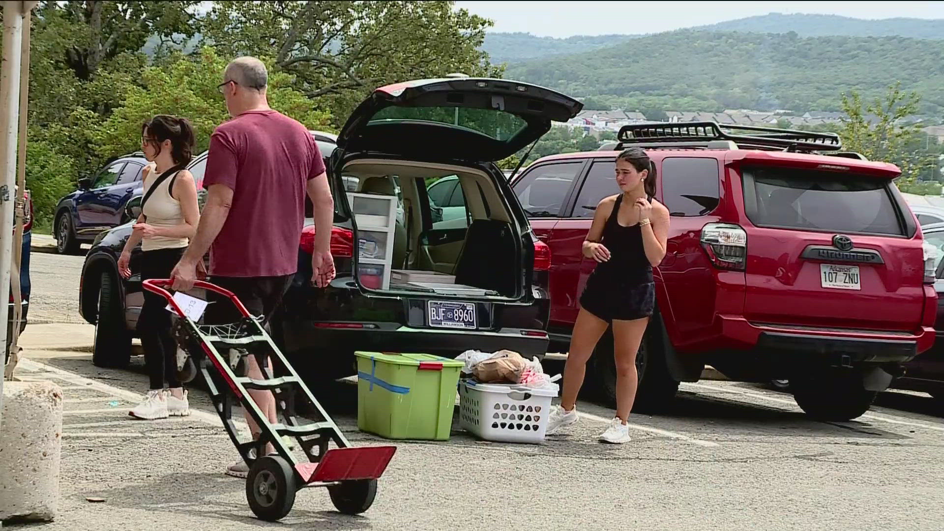 Faculty will be onsite helping students navigate and move in.