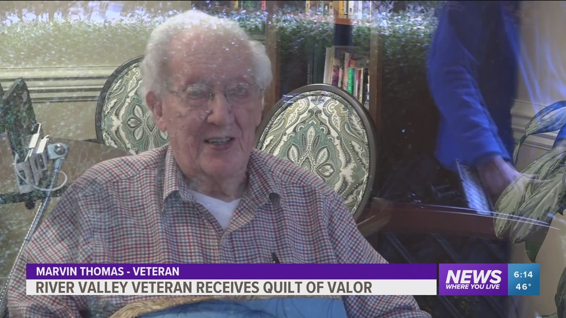 Fort Smith Wwii Veteran Honored With A Quilt Of Valor 5newsonline