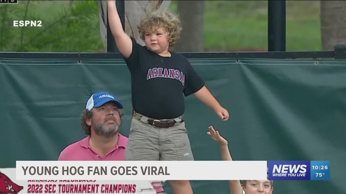 Arkansas softball super fan goes viral