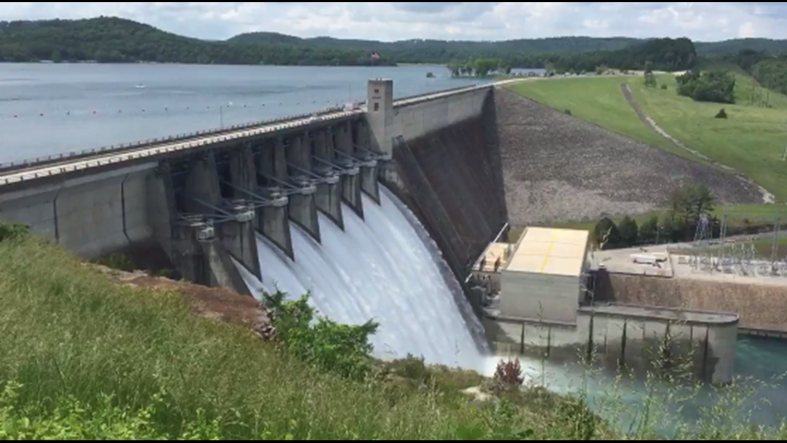 Smith Lake Dam Discharge - SMLMFR Striper tournament a huge success | Boating Fishing ... : Smith lake is enclosed in a cirque, has a small dam and sits on the edge of the world.