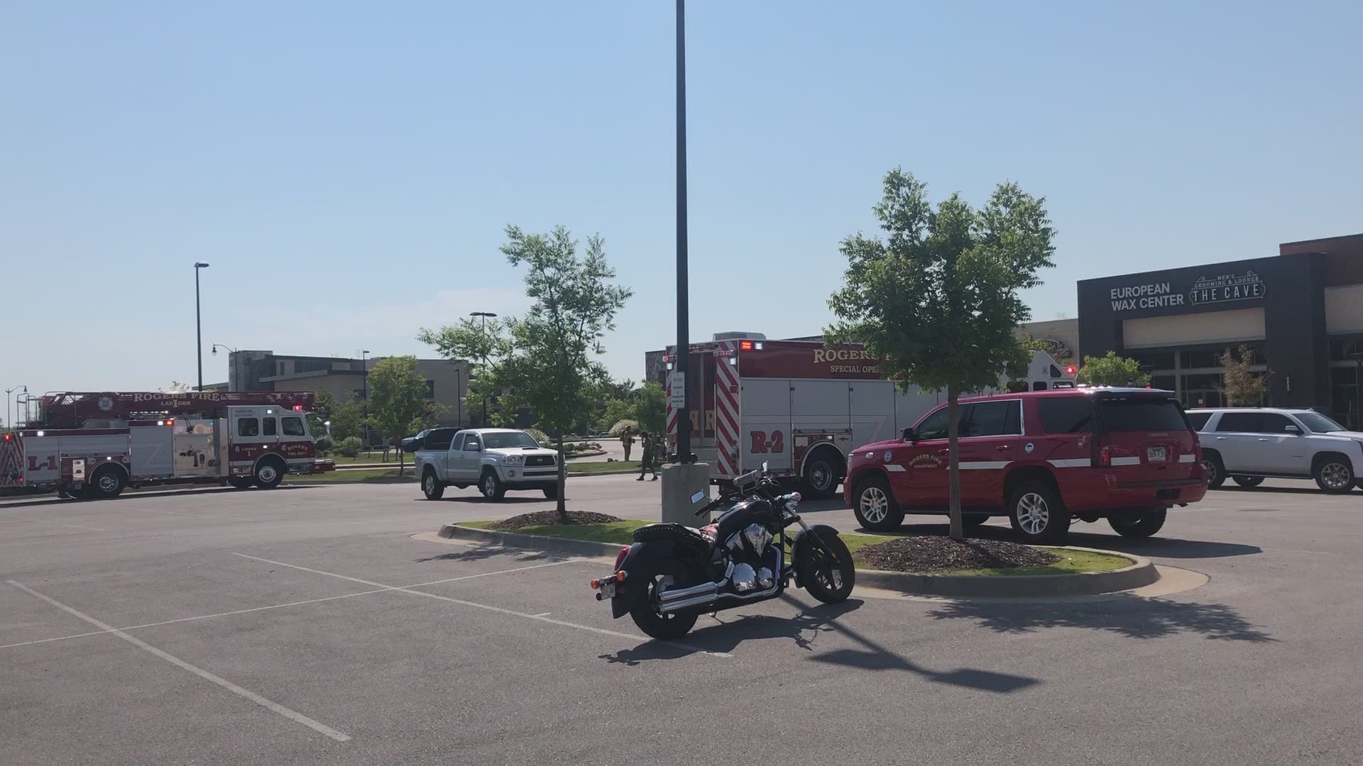 Rogers firefighters respond to Juicy Tails for a gas leak Tuesday morning.