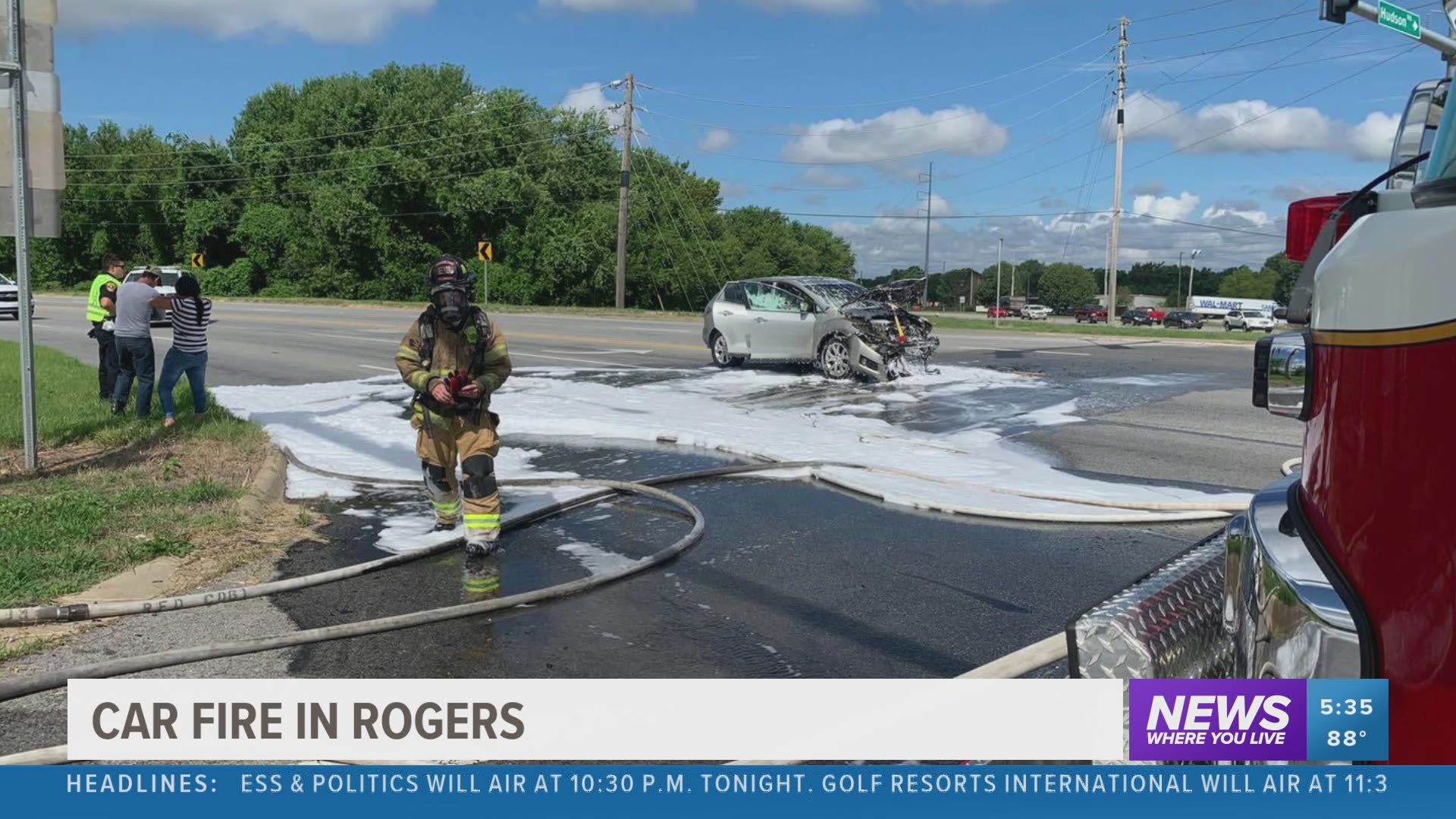 Car fire in Rogers