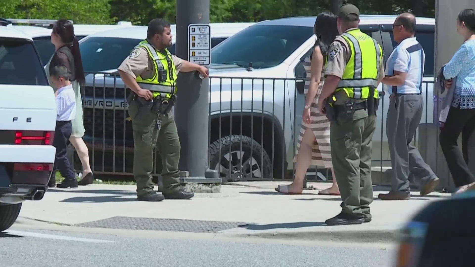 U of A police urging caution, patience with graduation traffic ...