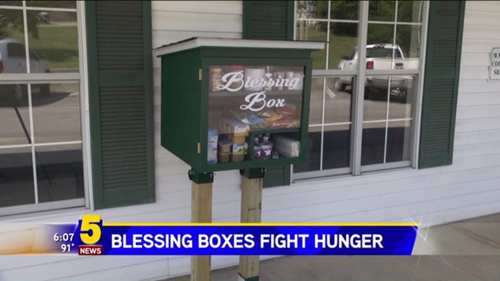 Blessing Boxes Fight Hunger